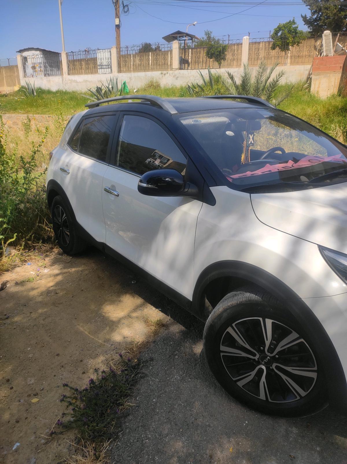 Kia x1 essence anne 2025
