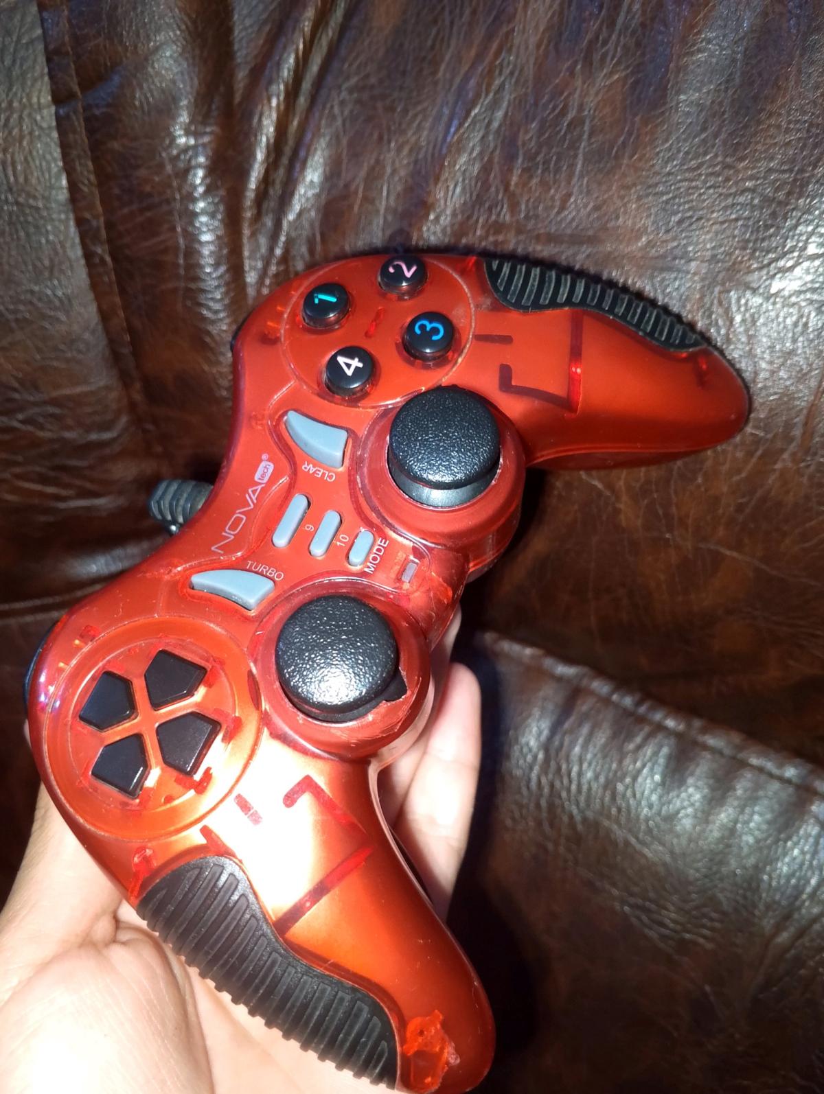 مانيطة تمشي في pc play Xbox