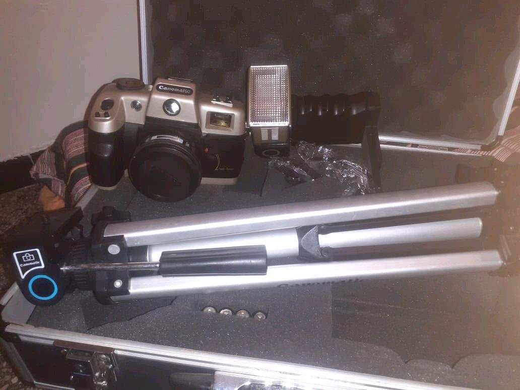 appareil photo de marque Canomatic