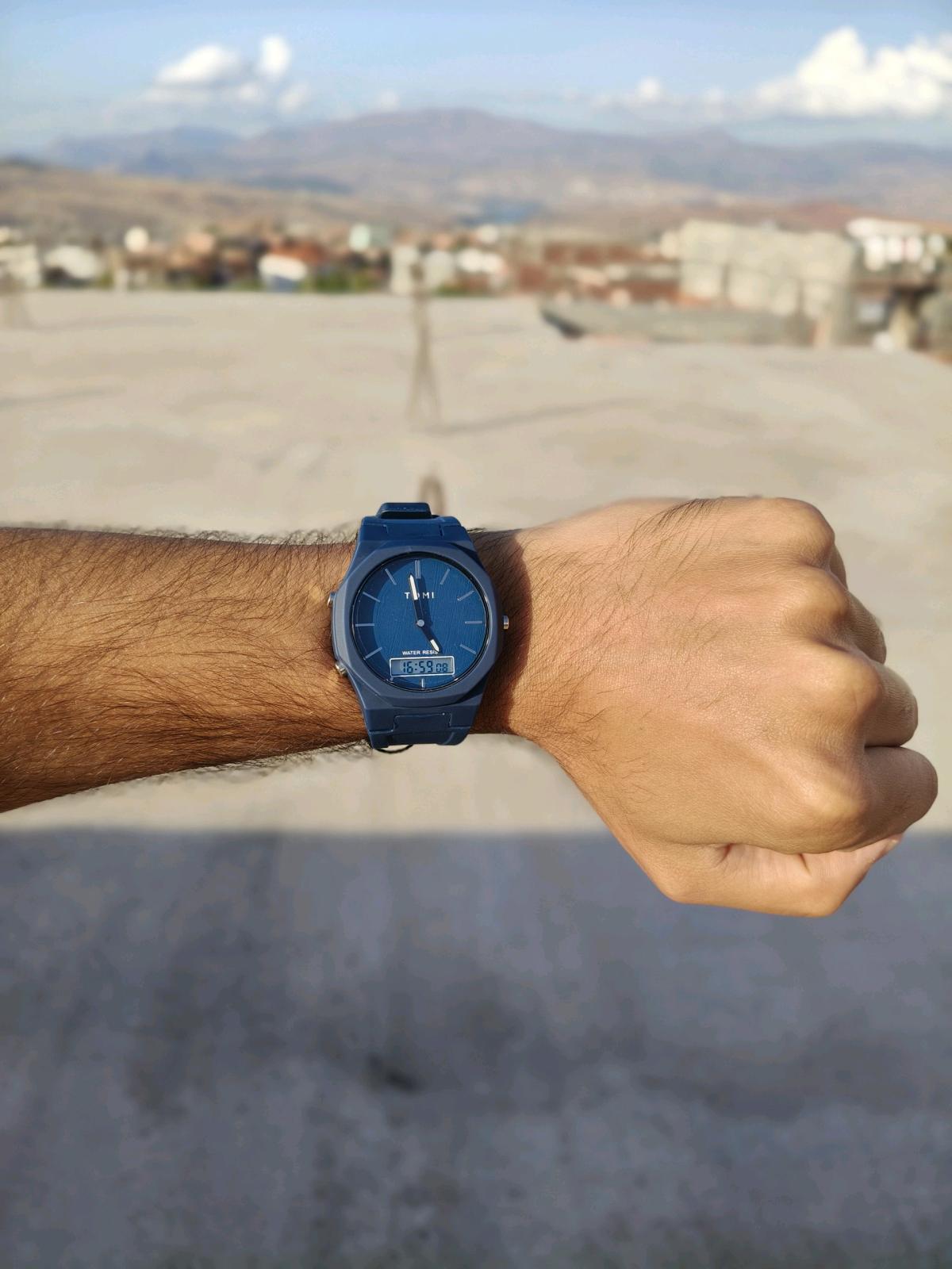 أصلية اللون الأزرق tomi ساعة يد