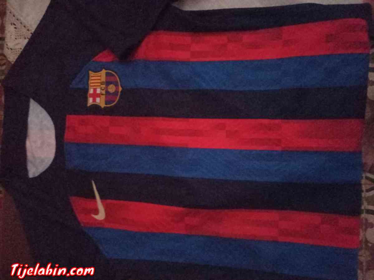 tricot fcb 2023