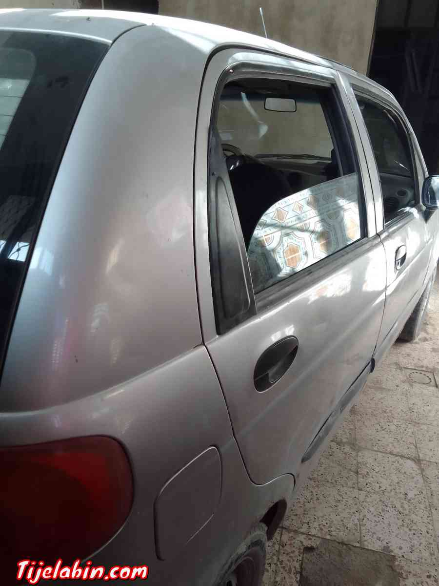 2004سيارة سبارك شيفرولي