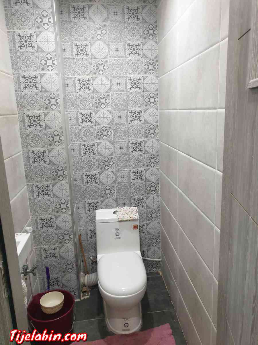 particulier vent appartement F4, 1er étage meublé et équipé