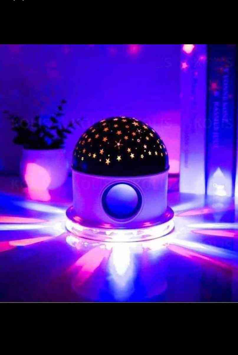 Crystal magic ball light مكبر صوت بلوتوث مدمج مع مصباح LED ب