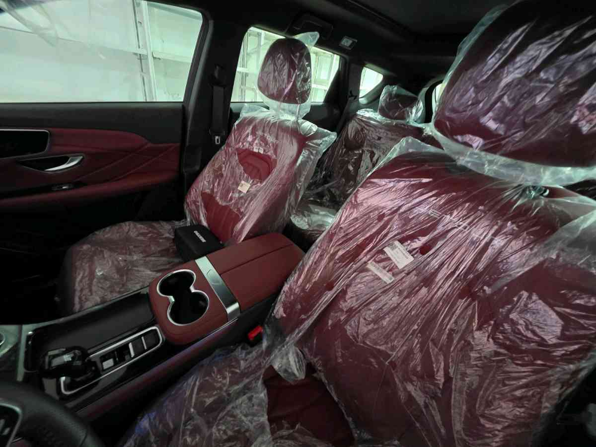 JETOUR X70 PLUS سيارة جديدة