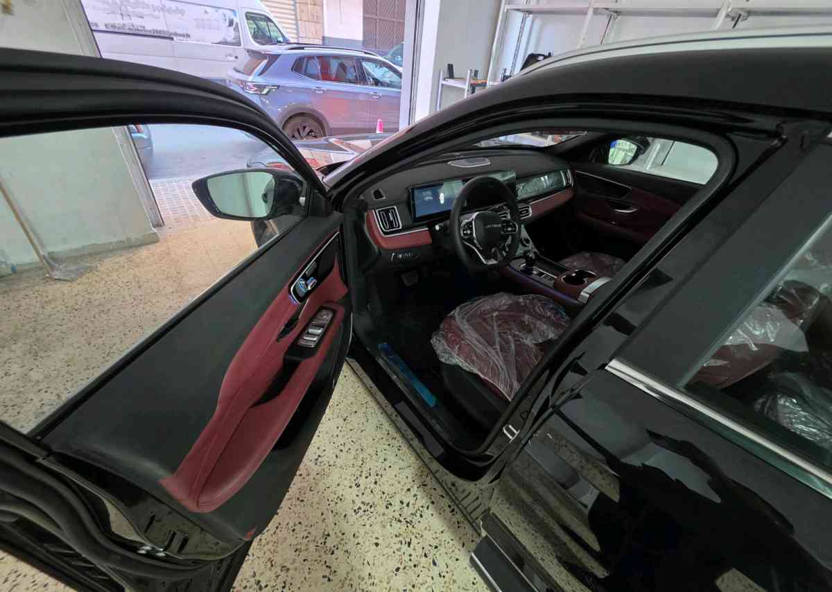 JETOUR X70 PLUS سيارة جديدة