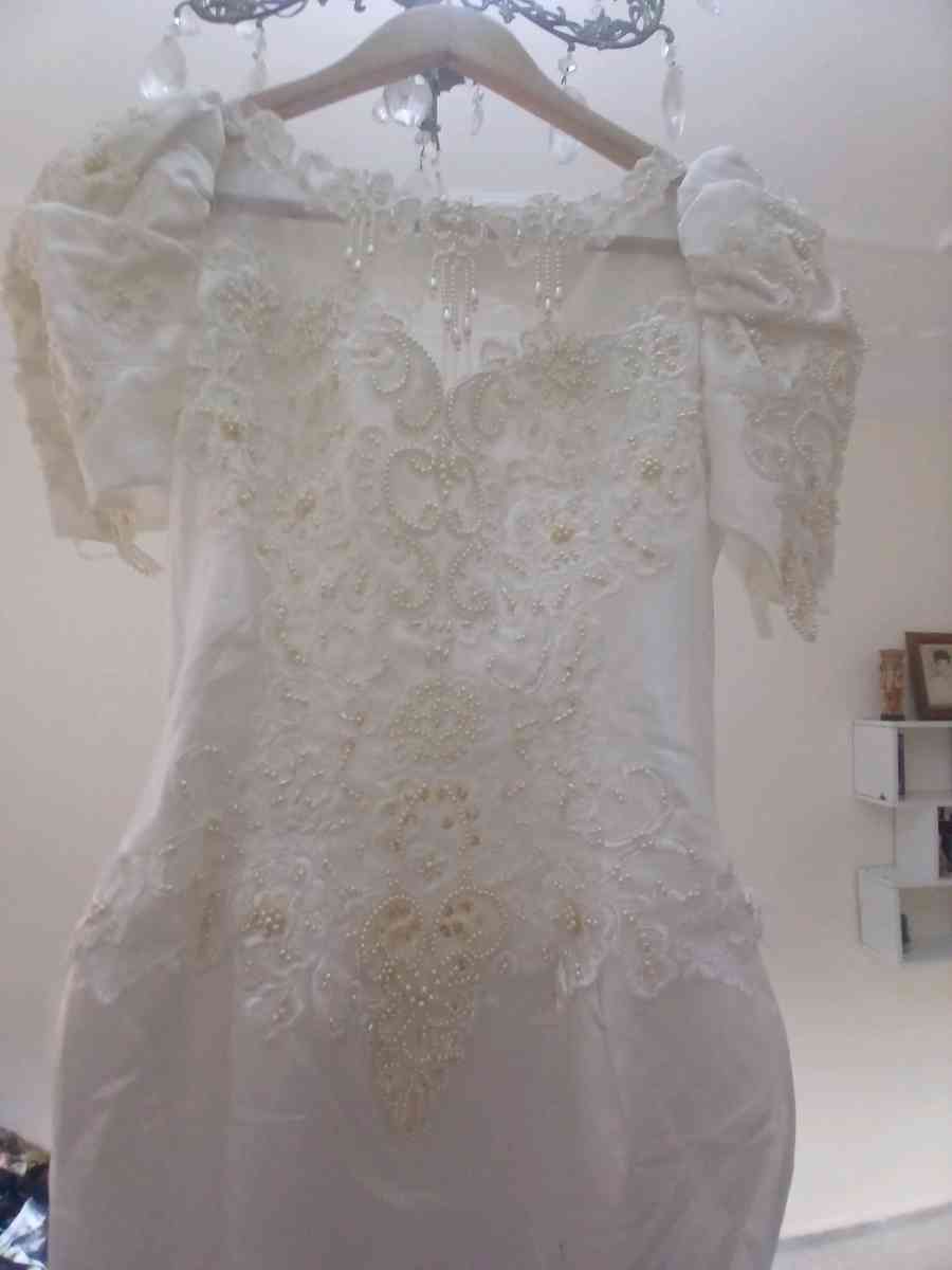robe blanche neuf taille 38 40