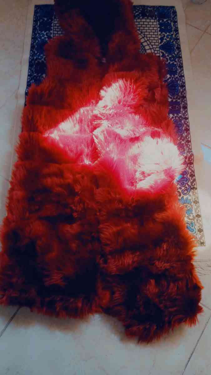 gilet avec de vrai fourrure