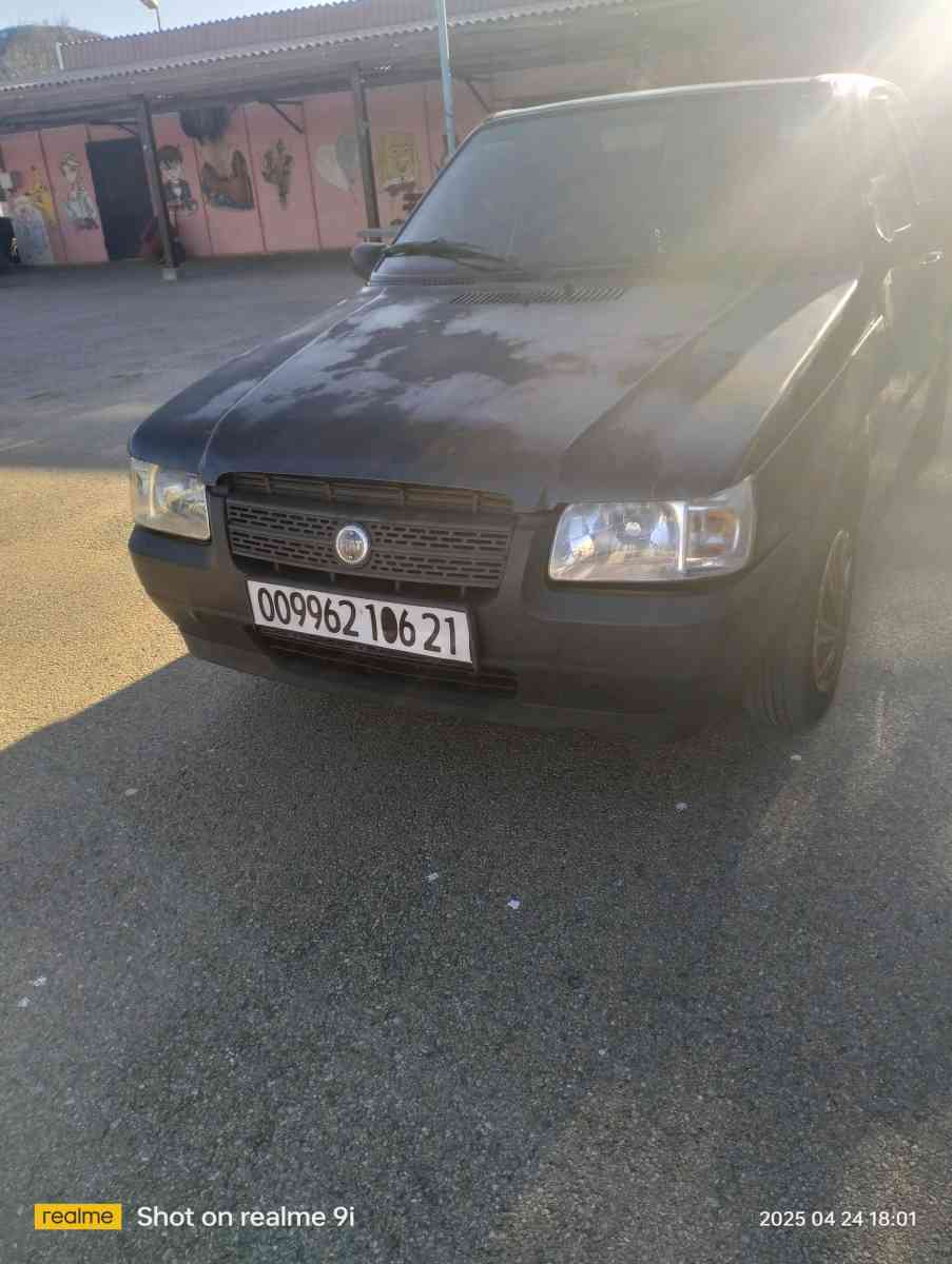 fiat uno