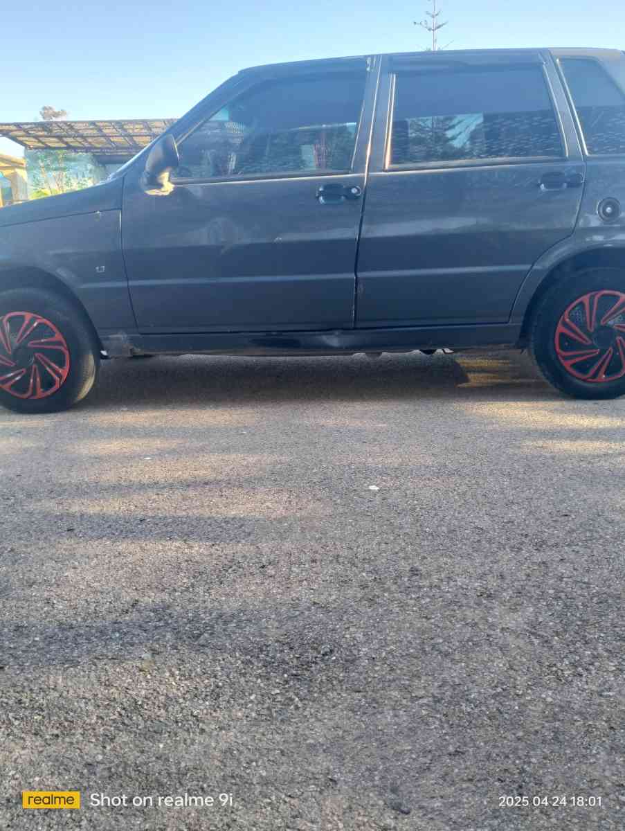 fiat uno