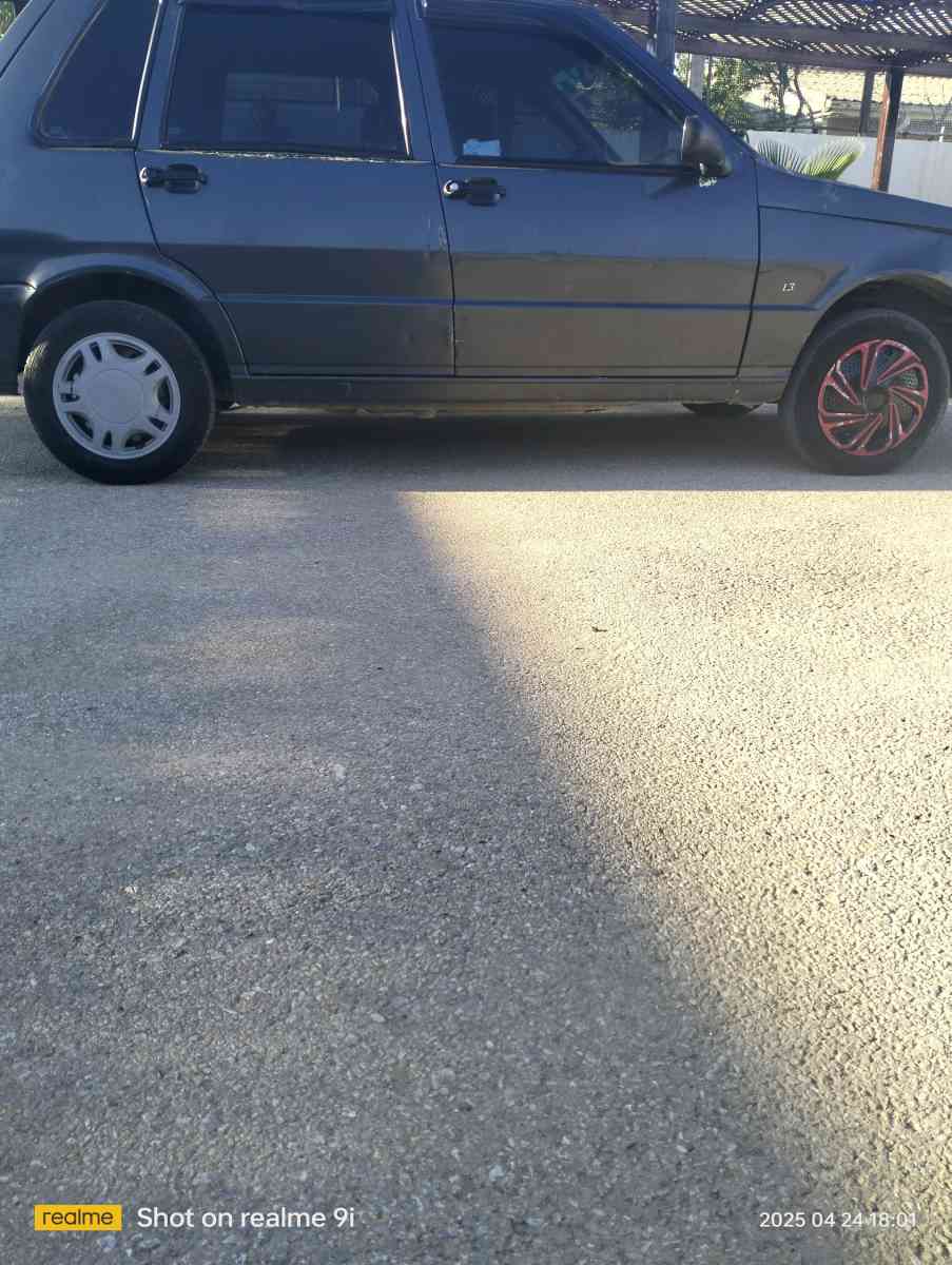 fiat uno