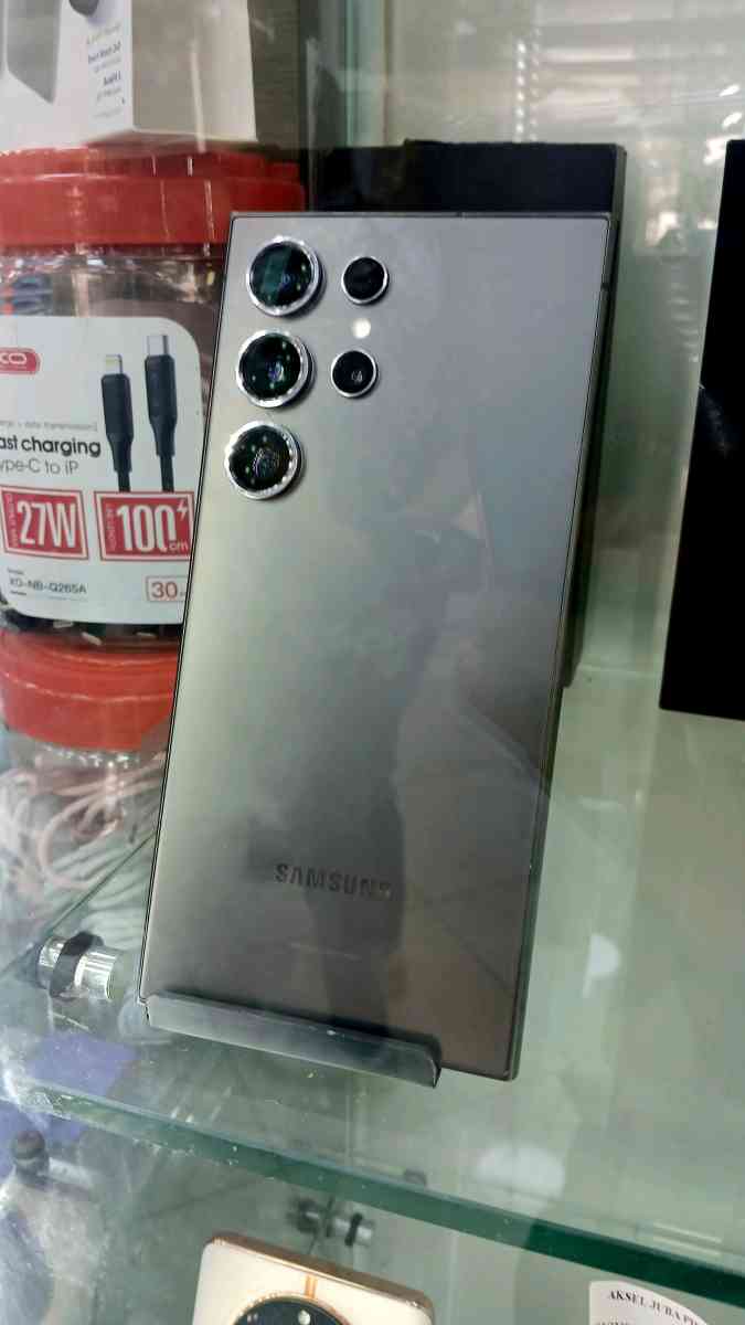 tlphone S24 ultra