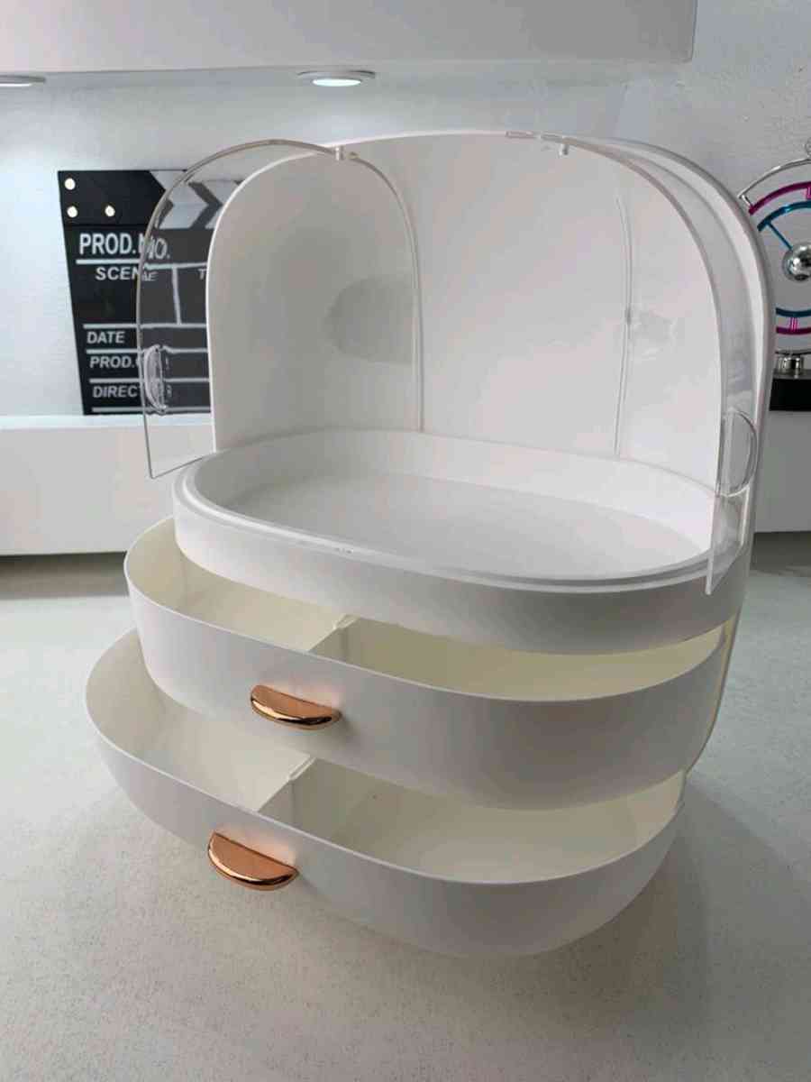 صندوق تخزين مستحضرات تجميل