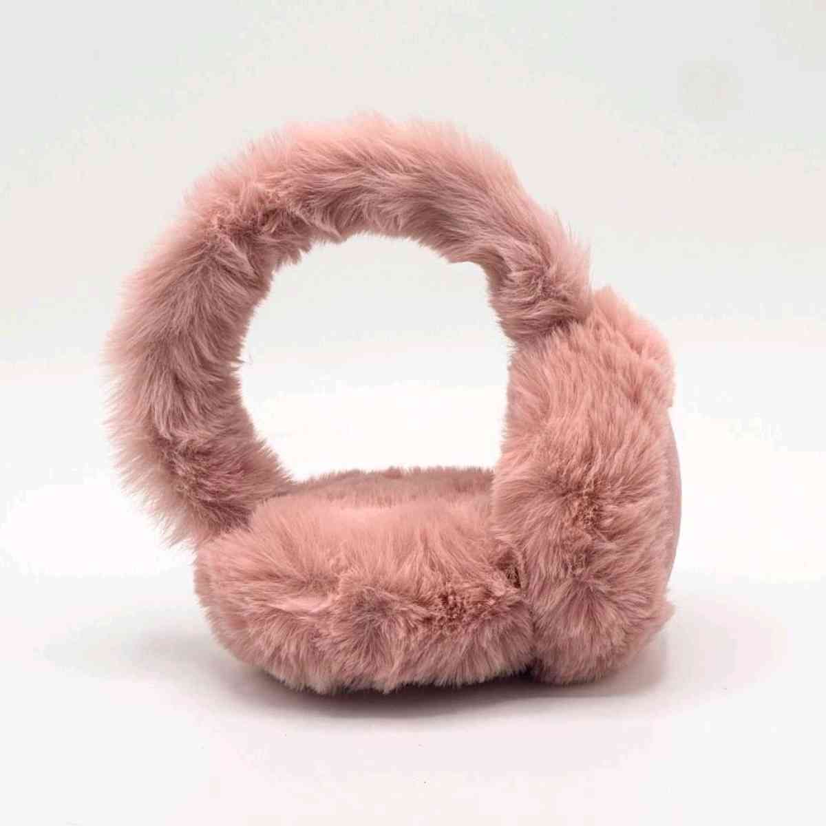 سماعات رأس دافئة