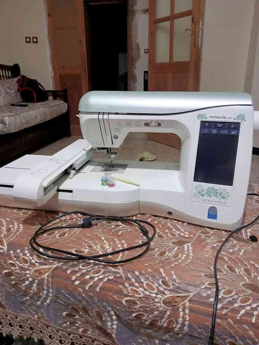 machine v3 innovis2200