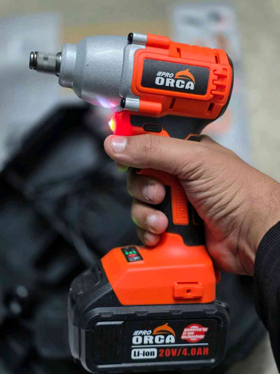 Cle a choc ORCA 20V  بولونار باطري