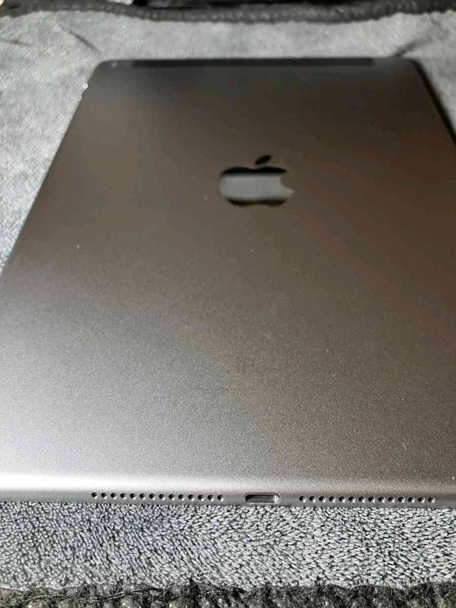 iPad Air 2nd 32G WiFi  cellular LTE