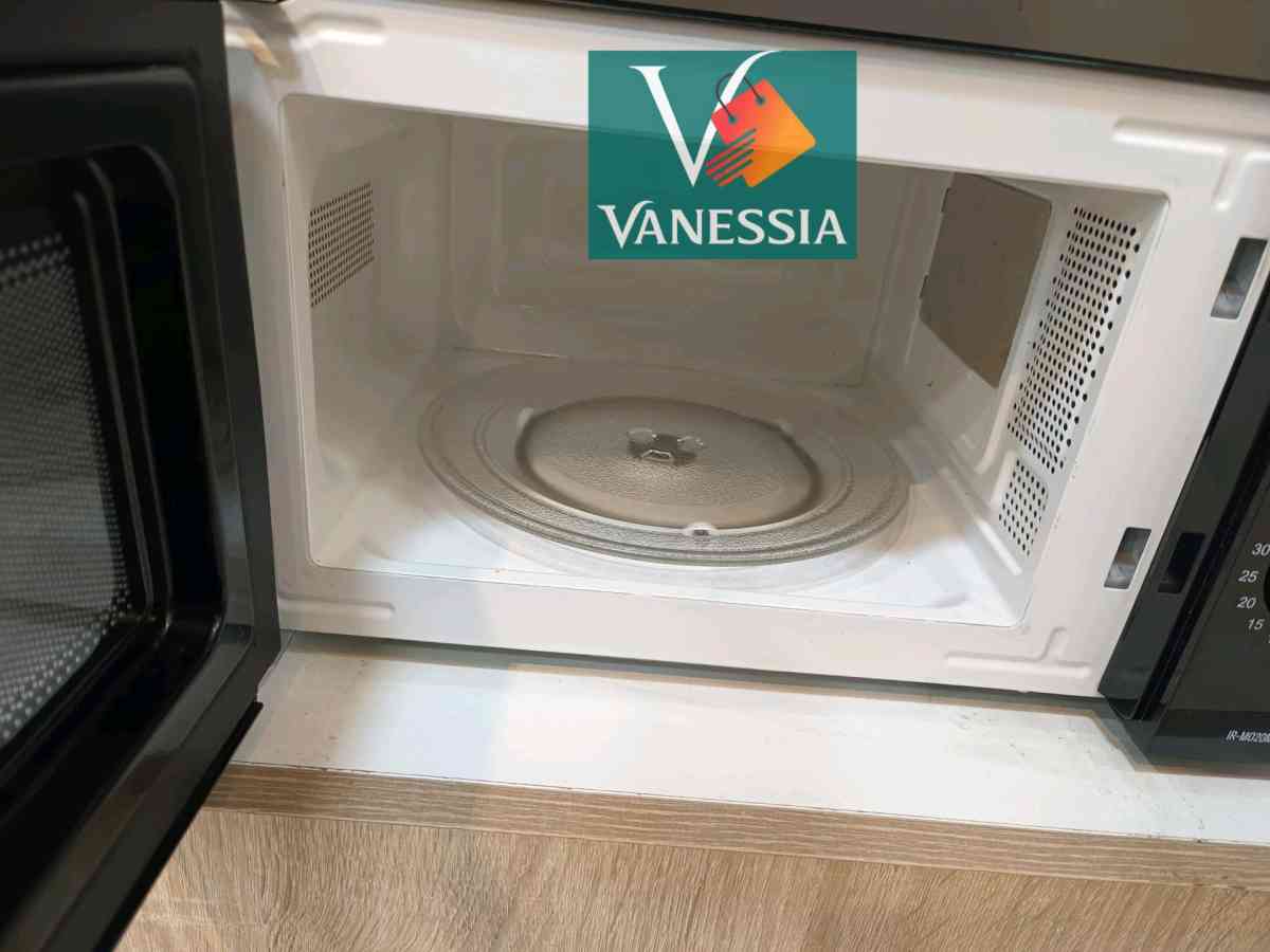 Micro Onde Marque Iris Noir 20L - Bordj Menaiel, Boumerdes - Tijelabin