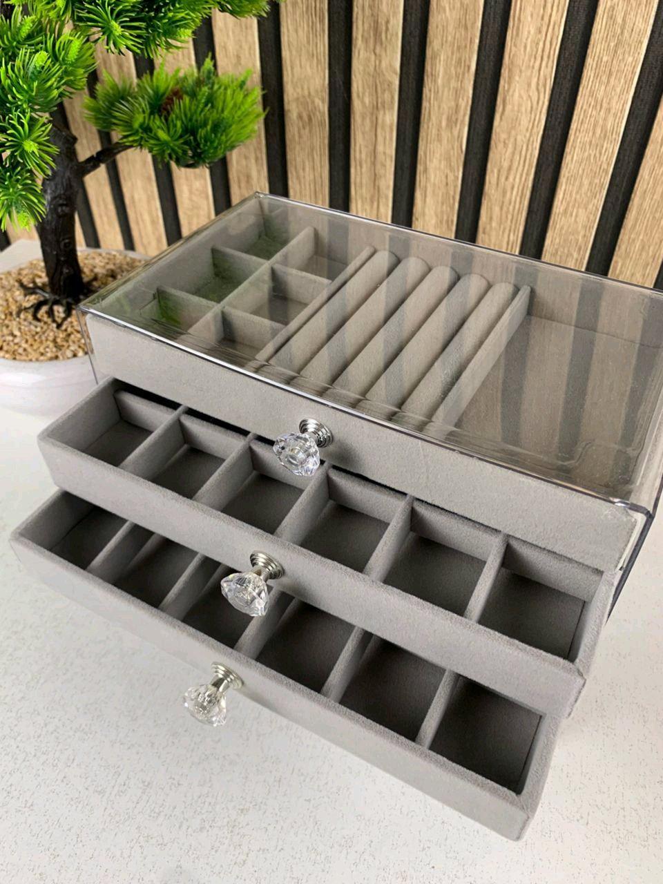 منظم مجوهرات أنيق