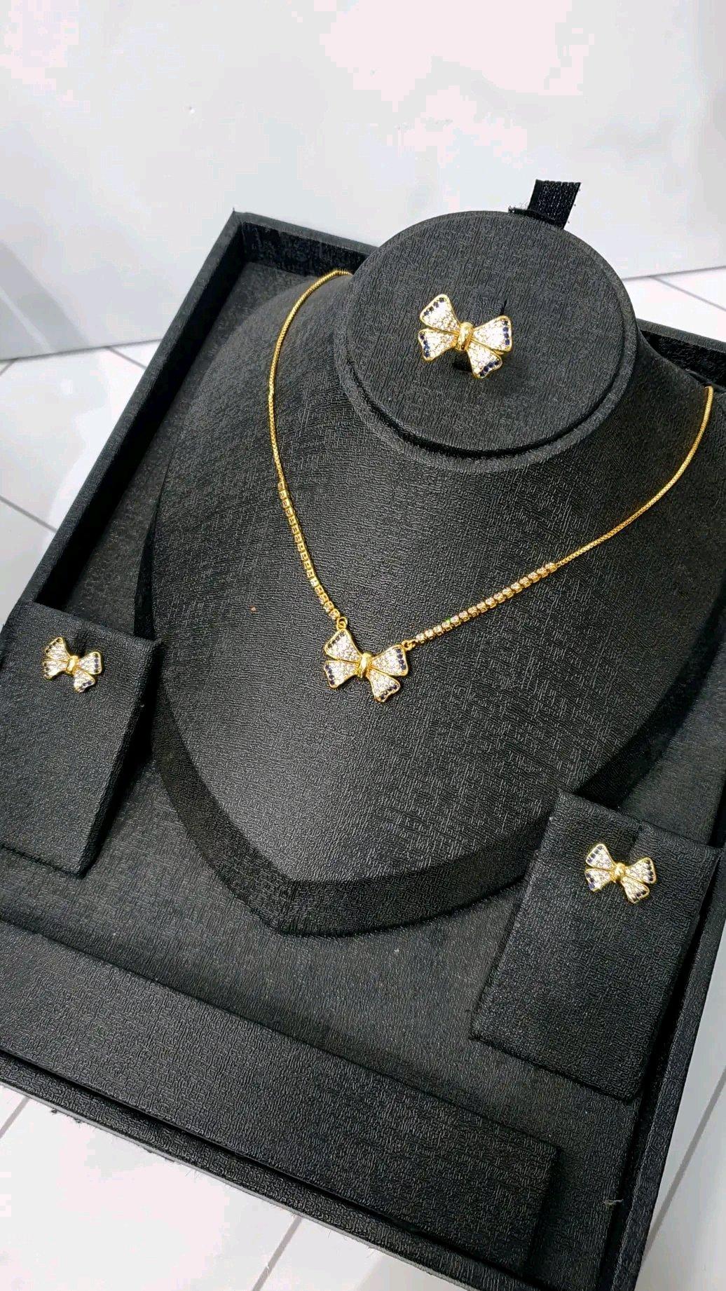 سنسلة ومناقش وخواتم وبارير