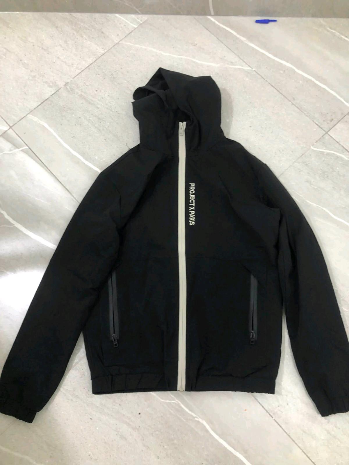 معطف  وقميص من نوع Project X Paris