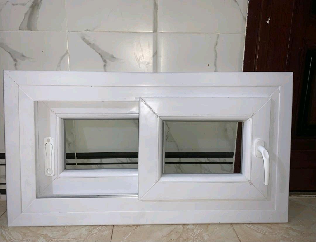 تاقة pvc 44cm l 88 cm