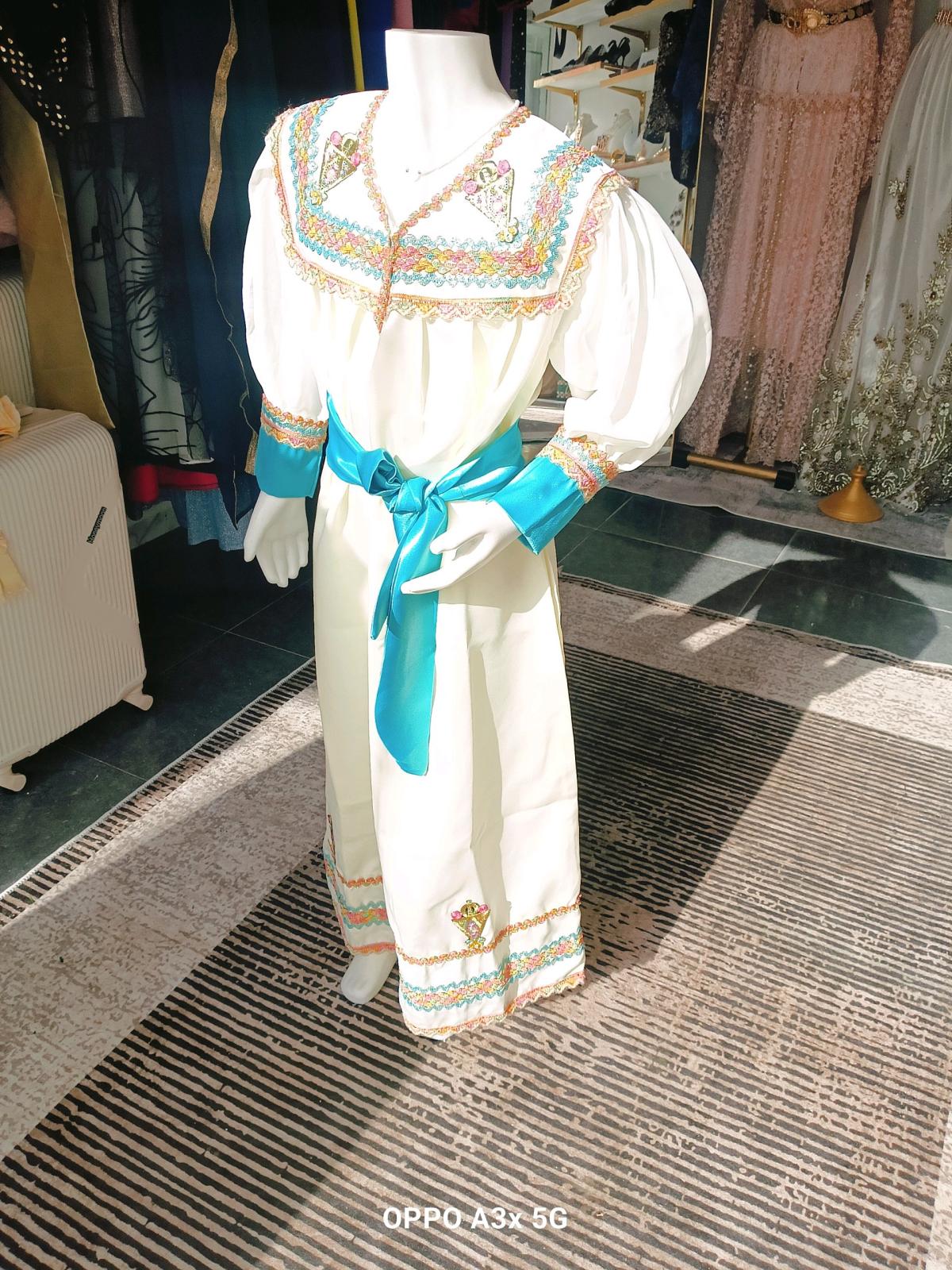 robe kabyle pour les petites filles