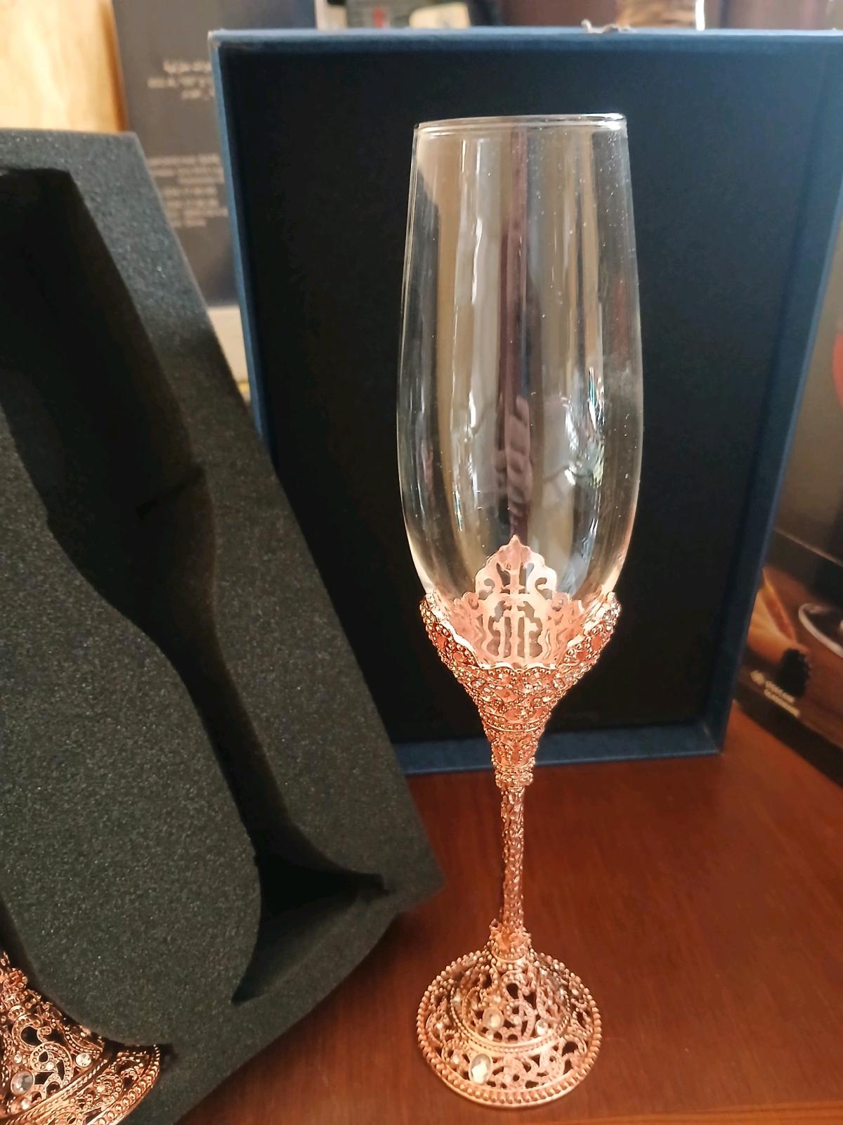 paire de verres pour mariage