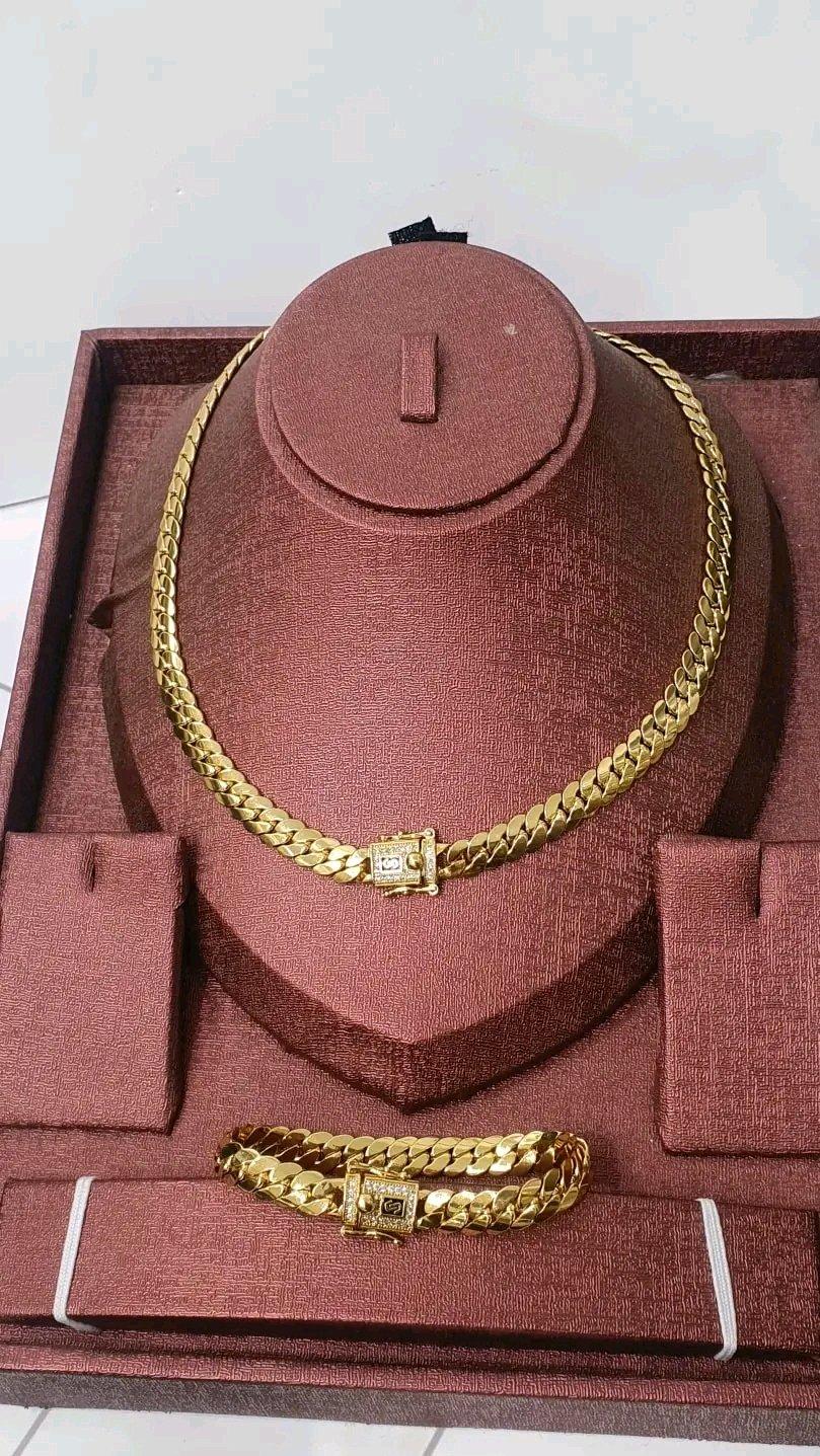 سنسلة ومناقش وخواتم وبارير