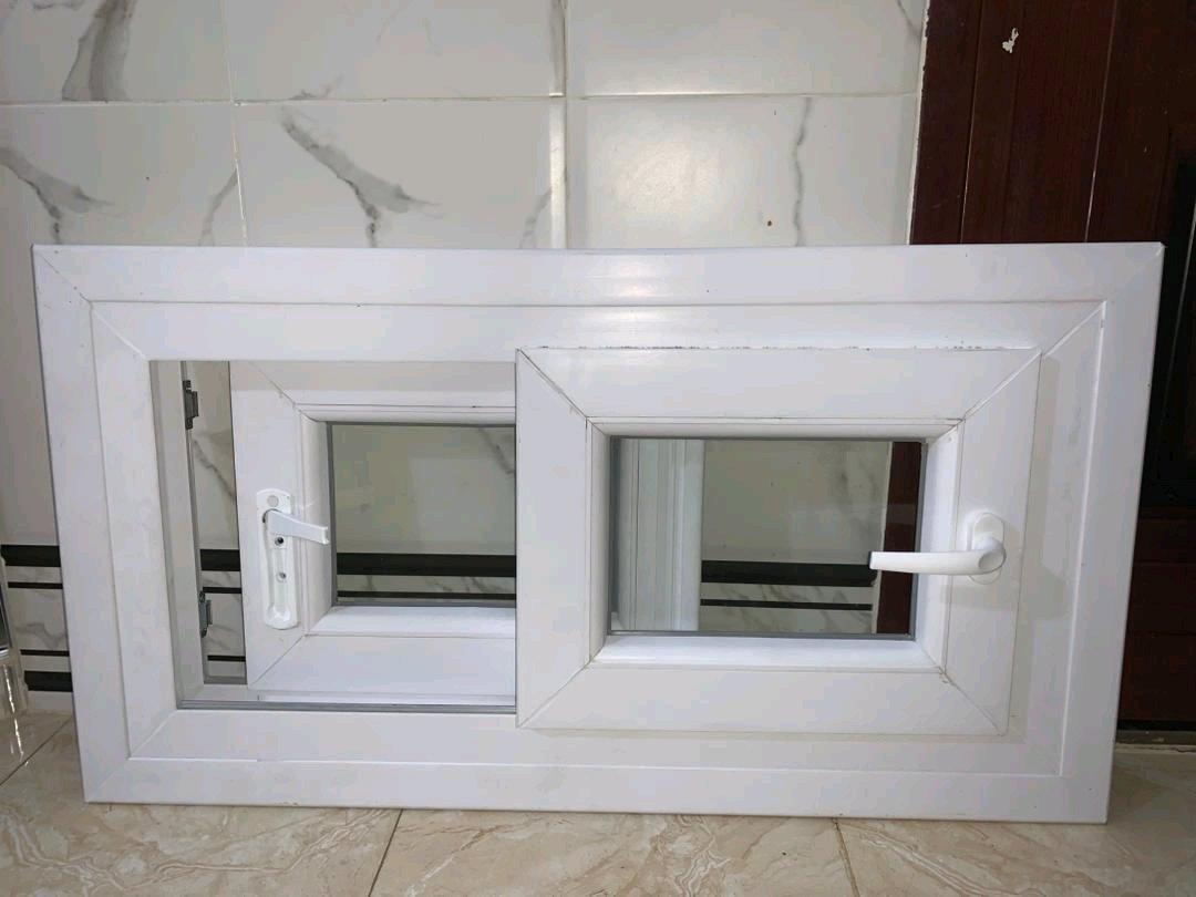 تاقة pvc 44cm l 88 cm