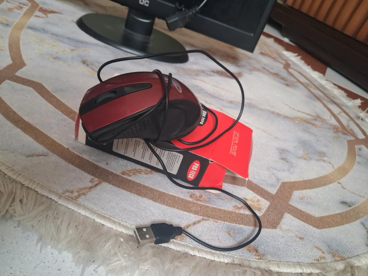 تلفاز لوحة مفاتيح  الفأرة