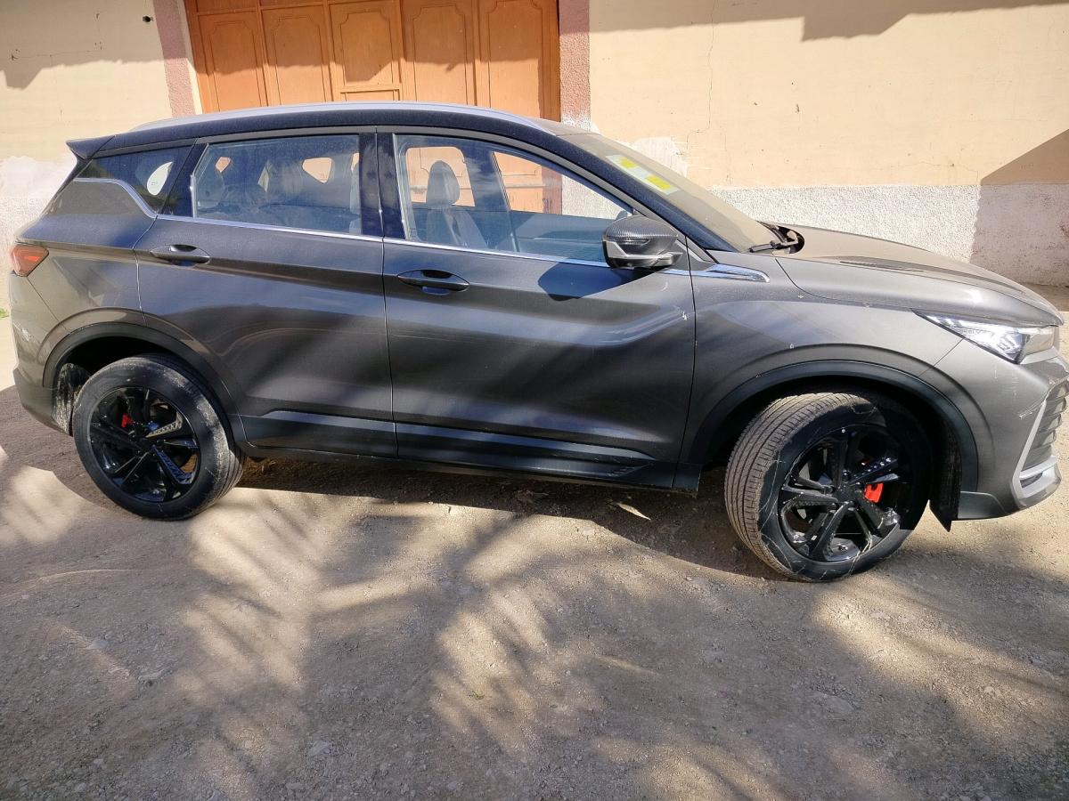 GEELY COOLRAY full options