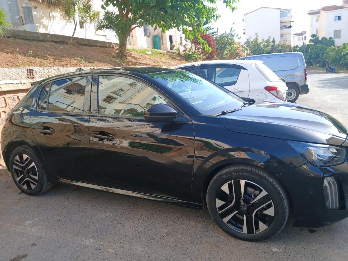 voiture Peugeot 208 allure 2024 - Ain Tagourait, Tipaza - Tijelabin