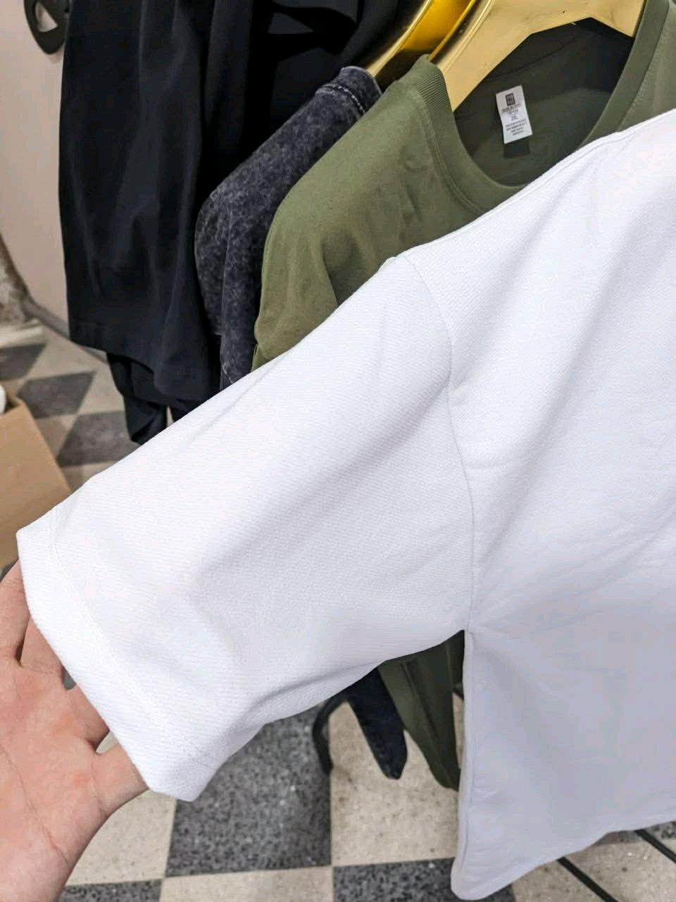 T shirt oversize blanc et noir - Alger Centre, Alger - Tijelabin