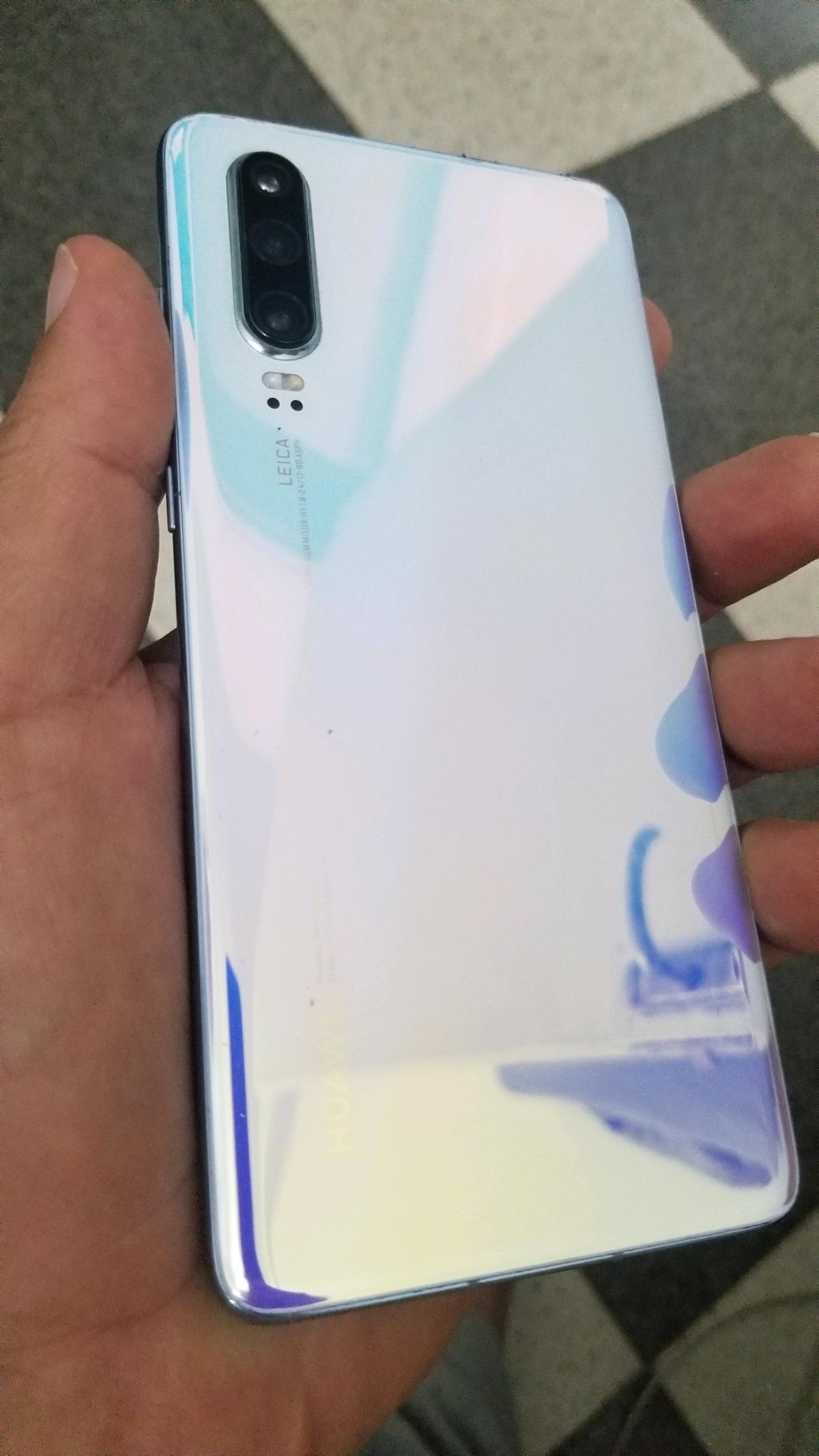 houawi p30 bleu  aluminium aucune egratinure - Alger Centre, Alger - Tijelabin