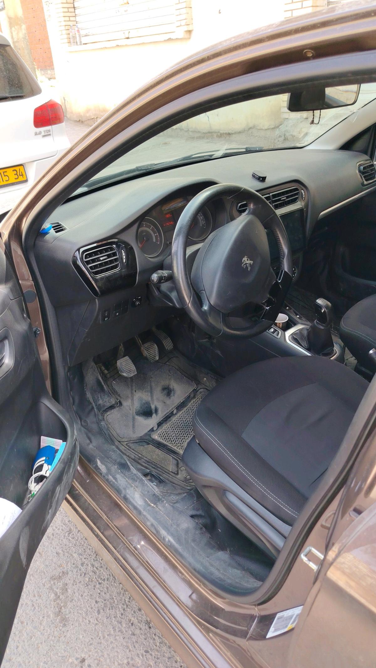 Peugeot 301 - El Achir, Bordj Bou Arreridj - Tijelabin