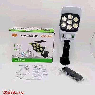 كشاف الكاميرا الوهميه