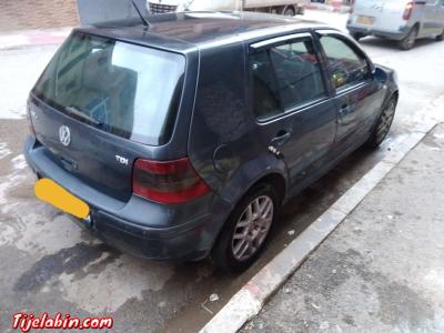 GOLF 4 ☆ 1.9 TDI ☆115 CH☆ BOITE 6  ☆ 0672113842 - Dar El Beida, Alger