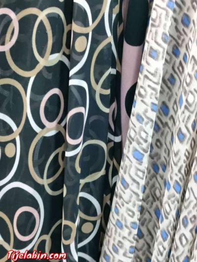 اقمشة مختلة كامل صولد البيع جلة وتجزئة وبالكيلو المقر بجاية - Thumbnail 5