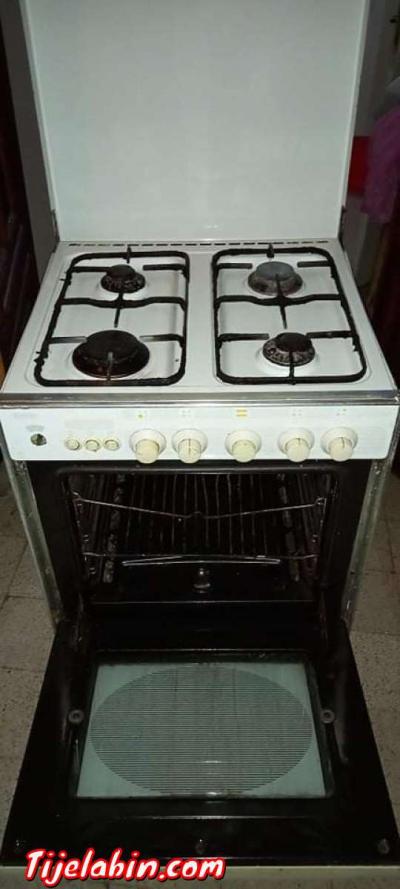 cusinére - Ben Aknoun, Alger