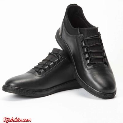 حذاء مريح مصنوع من مواد عالية الجودة مناسب لخرجاتك اليومية.ت - Thumbnail 2