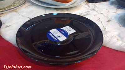 services a tables Noir - Ouled Fayet, Alger