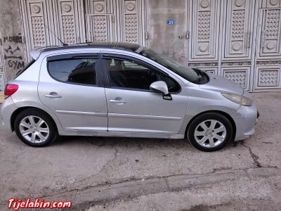 207 HDi 1.6 année 2009 - Thumbnail 3