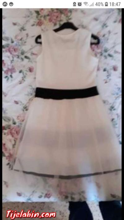 Robe jamais utilisé pour fille de 8ans - Birkhadem, Alger