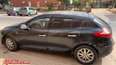 megane3 2009 - Thumbnail 4