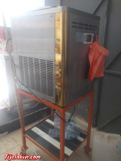 مكينة صنع المثلاجات . - Thumbnail 6