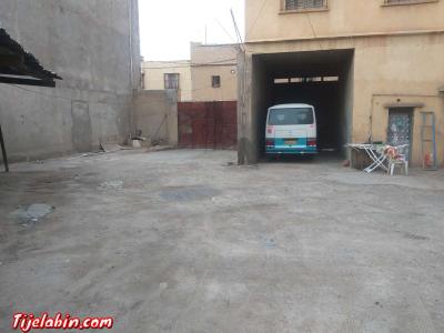 immeuble 2 appartement terrasse 3 locaux garage et  jardin - Thumbnail 5