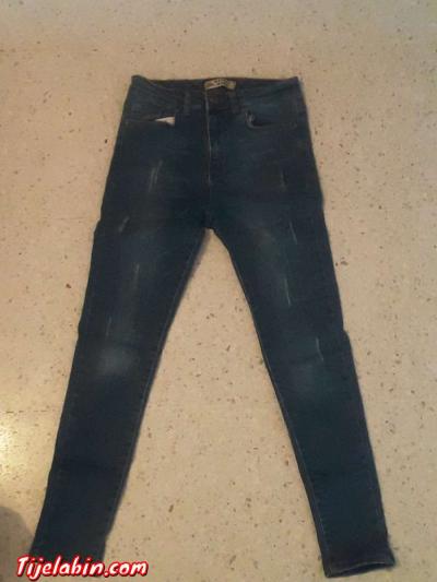 2 pantalon non porté - Zeralda, Alger