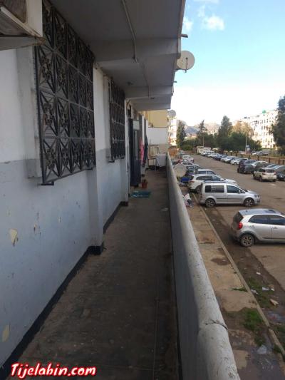 appartement f4 oran maraval radieus cité calme cité fermée - Thumbnail 4