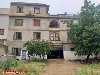 immeuble bien situé Cartier résidentiel bon coin  700 metres - Thumbnail 6